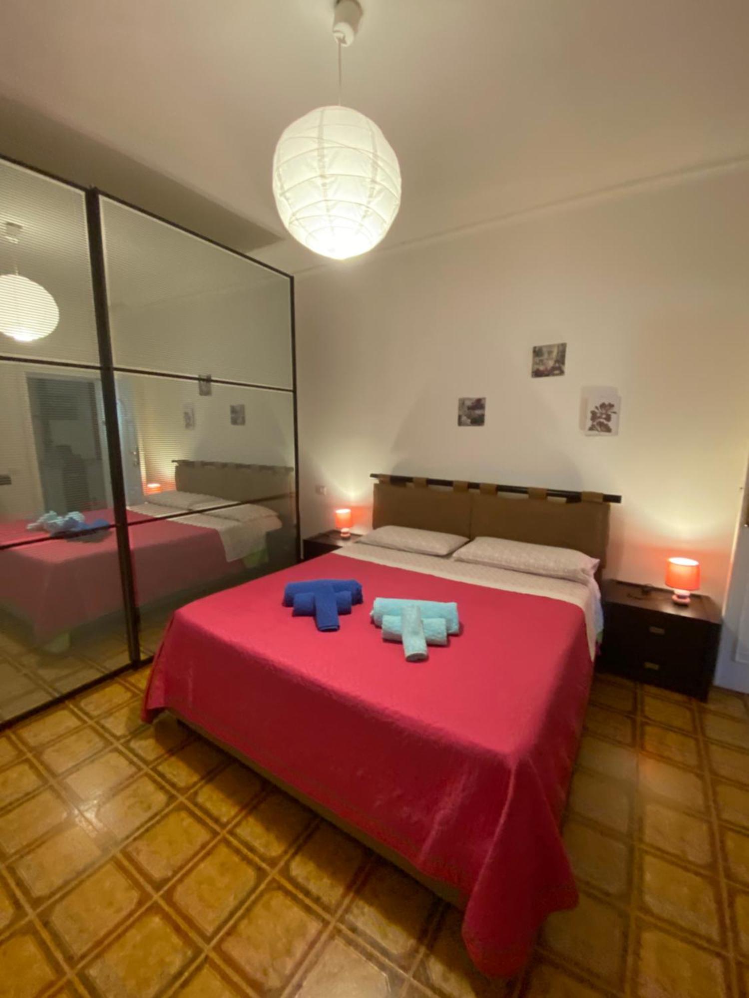 Apartamento A Casa Da Mari Stanza Privata Bagno Condiviso Olbia Exterior foto