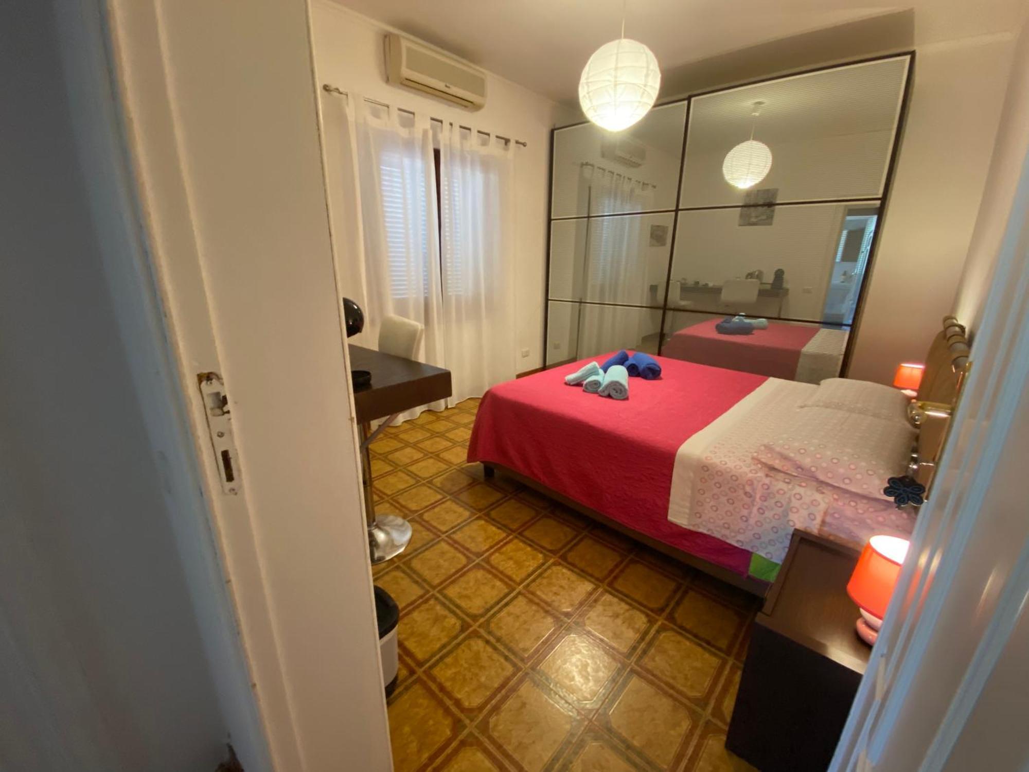 Apartamento A Casa Da Mari Stanza Privata Bagno Condiviso Olbia Exterior foto